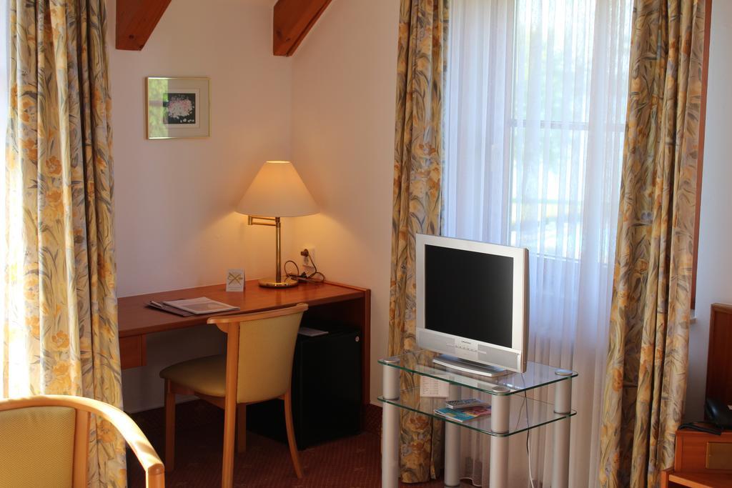 Hotel Seewirt Nonnenhorn Extérieur photo